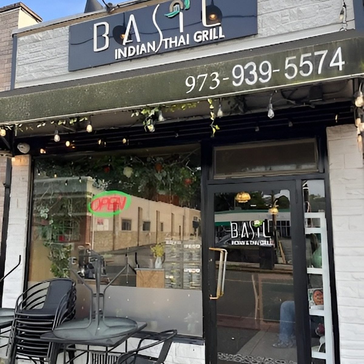 Welcome to Basil Indian & Thai Grill