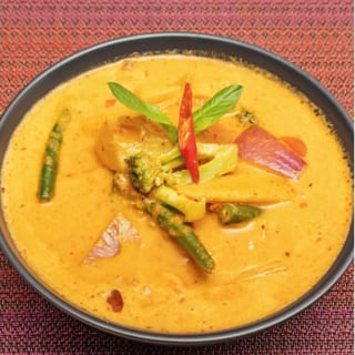 Vegan Yellow Curry With Tofu