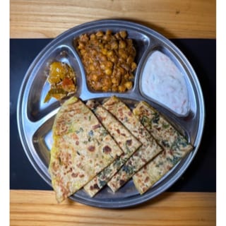 Amritsari Paratha Platter